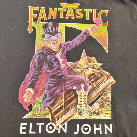 Elton John “Captain Fantastic” album graphic short sleeve tee - Picture 3 of 7